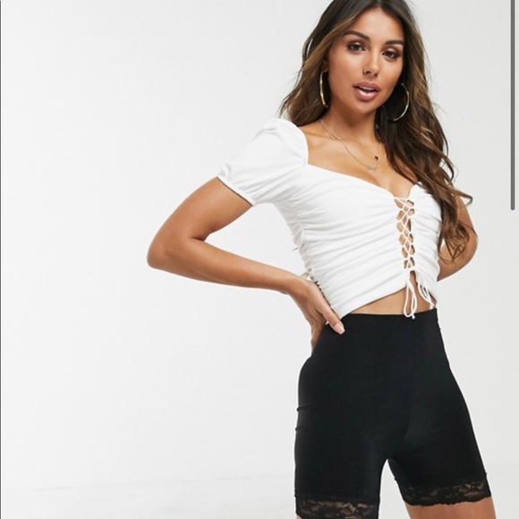 ASOS Puff sleeve top with lace up front - Picture 2 of 3